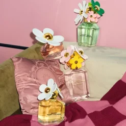 Daisy Marc Jacobs Eau de Toilette Spray 100ml Gift Set Discount