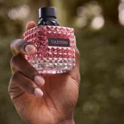 Born In Roma Donna Valentino Eau de Parfum Spray 100ml Discount