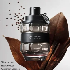 Spicebomb Viktor & Rolf Eau de Toilette Spray 150ml Hot