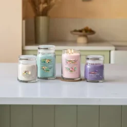 Signature Jar Candle Yankee Candle Large Desert Blooms 567g Hot