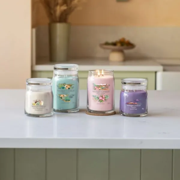 Signature Jar Candle Yankee Candle Large Desert Blooms 567g Hot